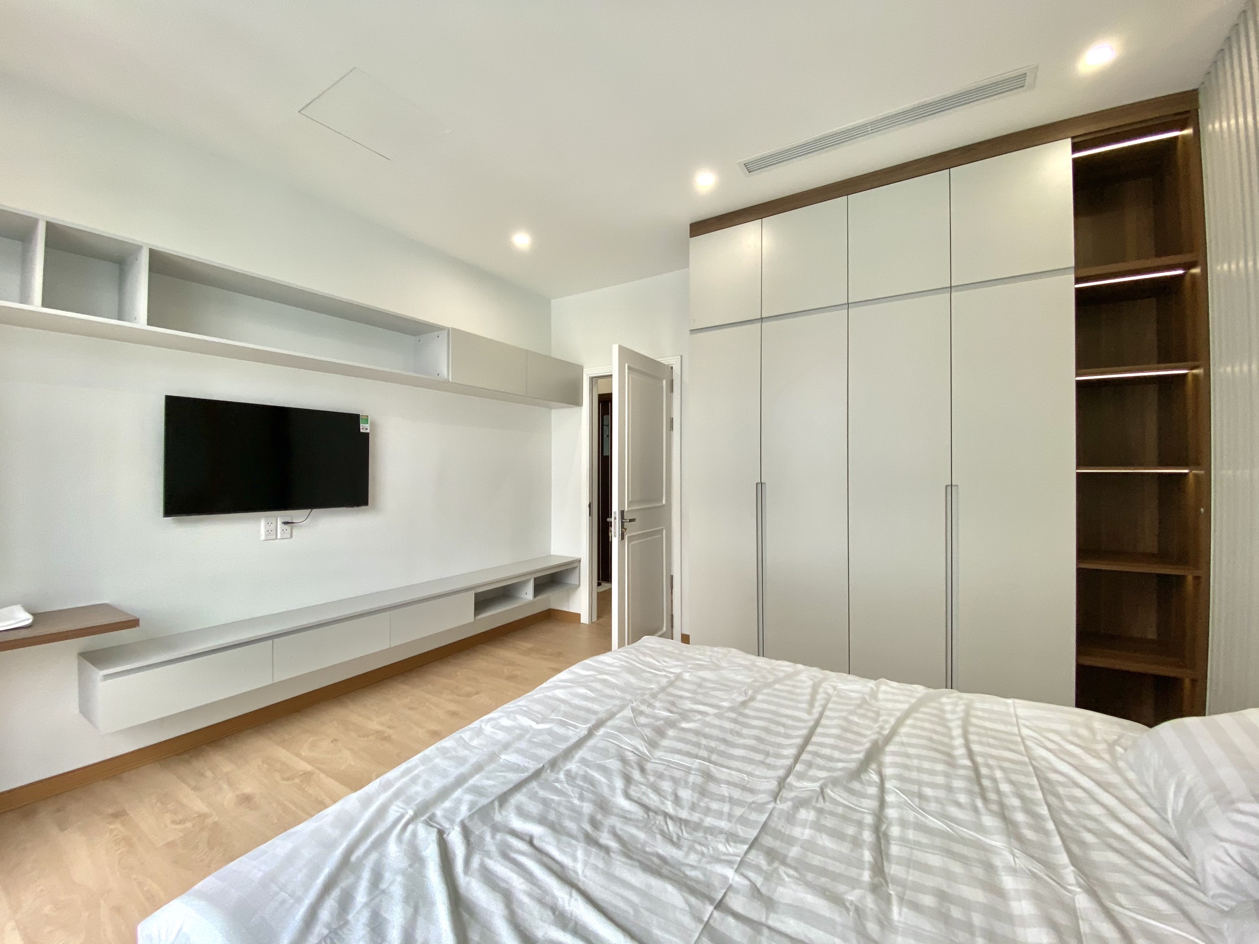 Mẫu tủ quần áo hình ảnh thực tế